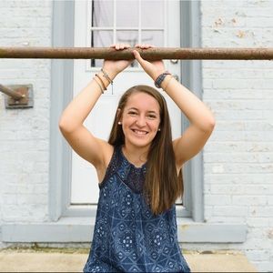 Meet your Posher, Bayley